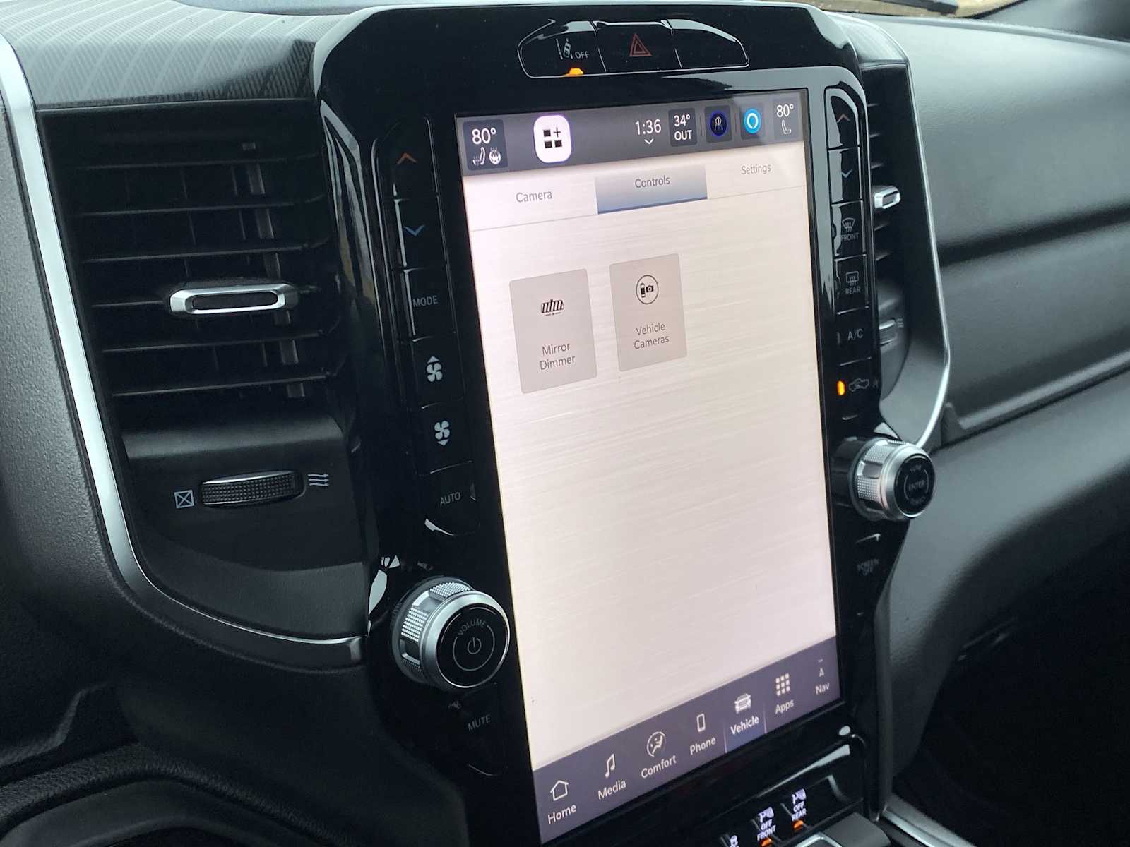 Thumbnail: 2026 RAM 1500 - 28