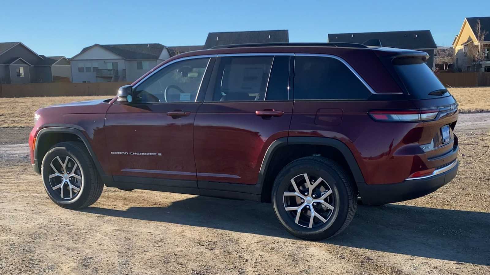 Thumbnail: 2025 Jeep Grand Cherokee - 7