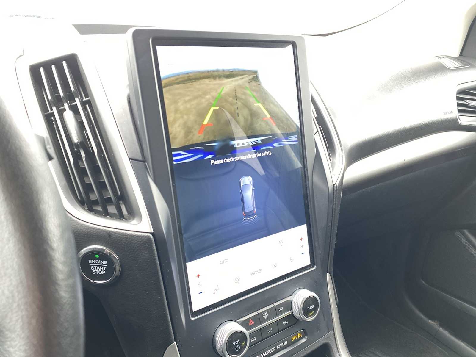 Thumbnail: 2023 Ford Edge - 20