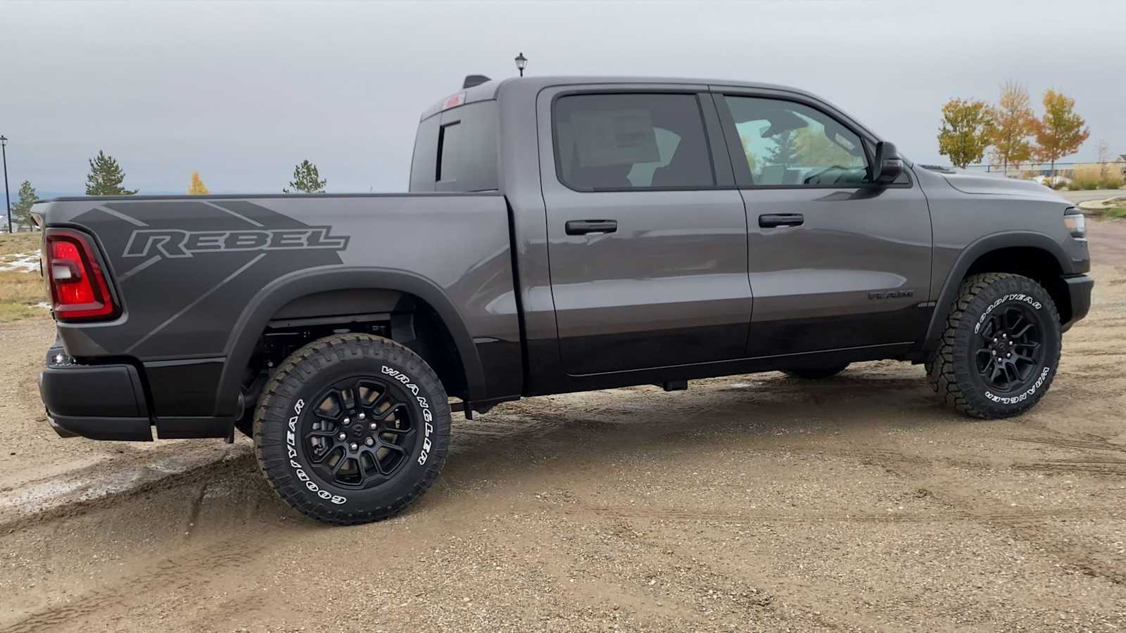 Thumbnail: 2026 RAM 1500 - 9