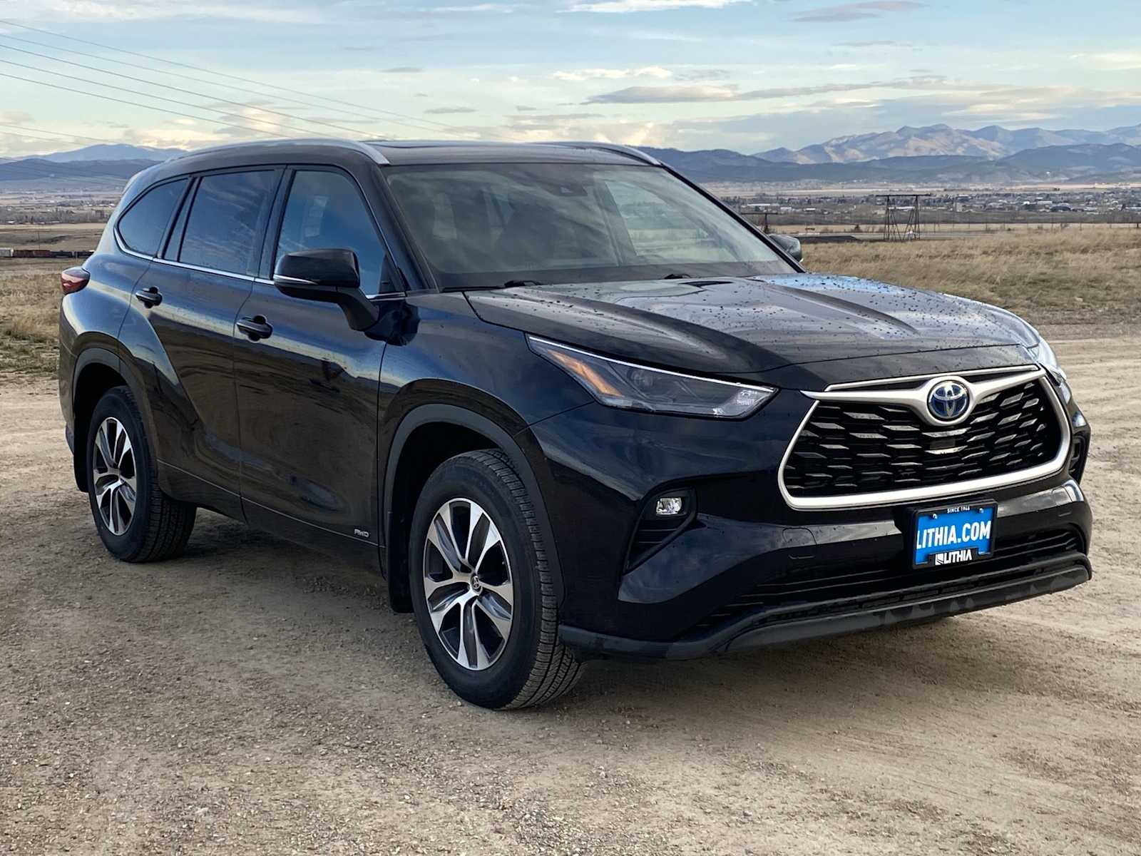 Thumbnail: 2022 Toyota Highlander - 11