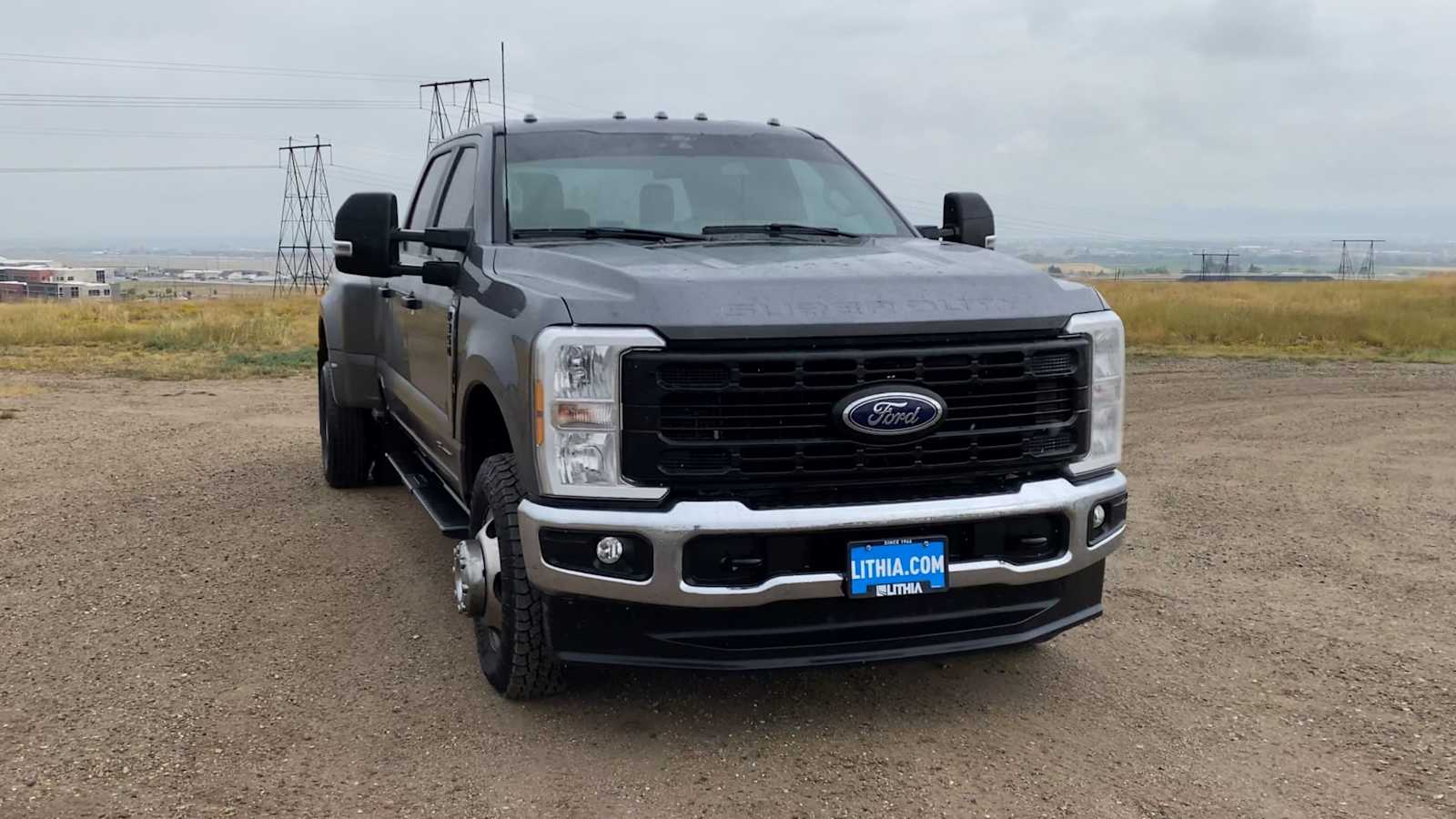 2024 Ford F-350 XL photo 3
