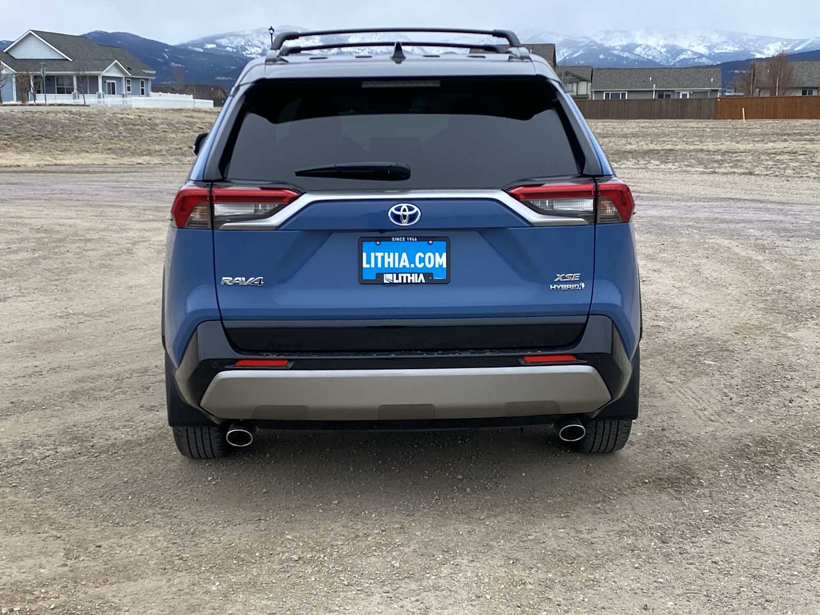Thumbnail: 2022 Toyota RAV4 - 13