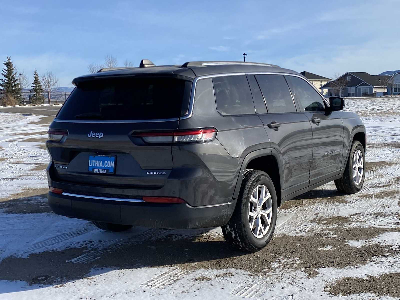 Thumbnail: 2022 Jeep Grand Cherokee - 12