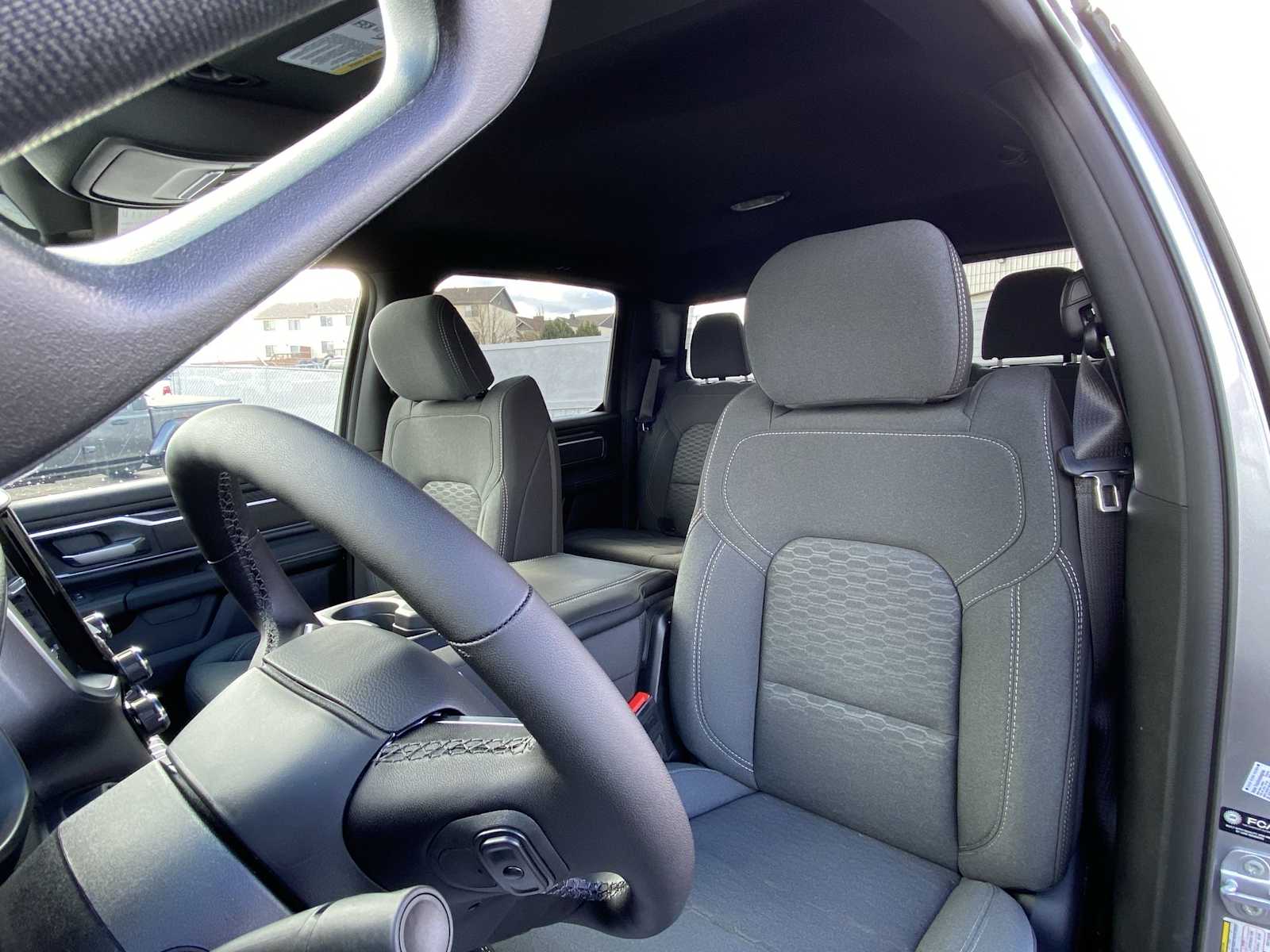 Thumbnail: 2025 RAM 1500 - 16