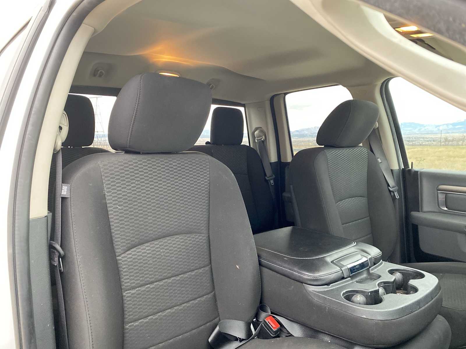 Thumbnail: 2020 RAM 1500 Classic - 16