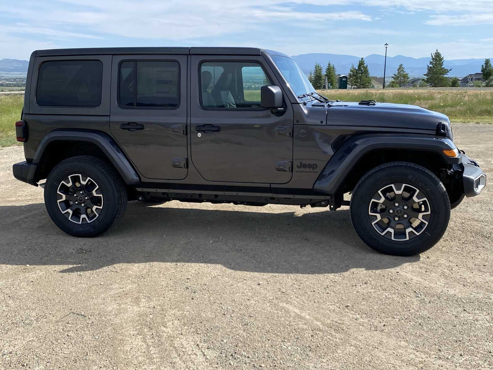 Thumbnail: 2025 Jeep Wrangler - 21