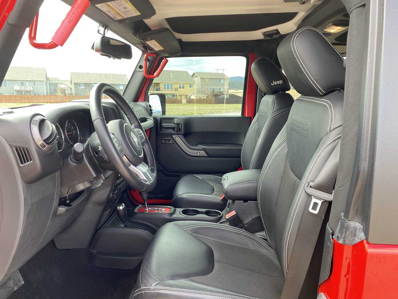 Thumbnail: 2018 Jeep Wrangler - 16