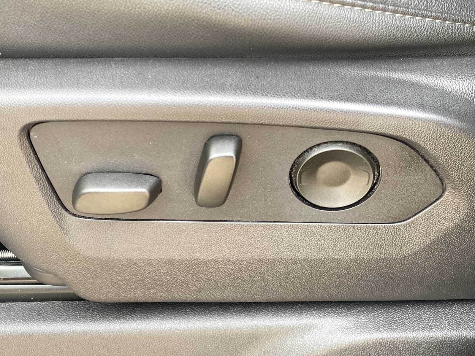 Thumbnail: 2024 Chevrolet Silverado 1500 - 20