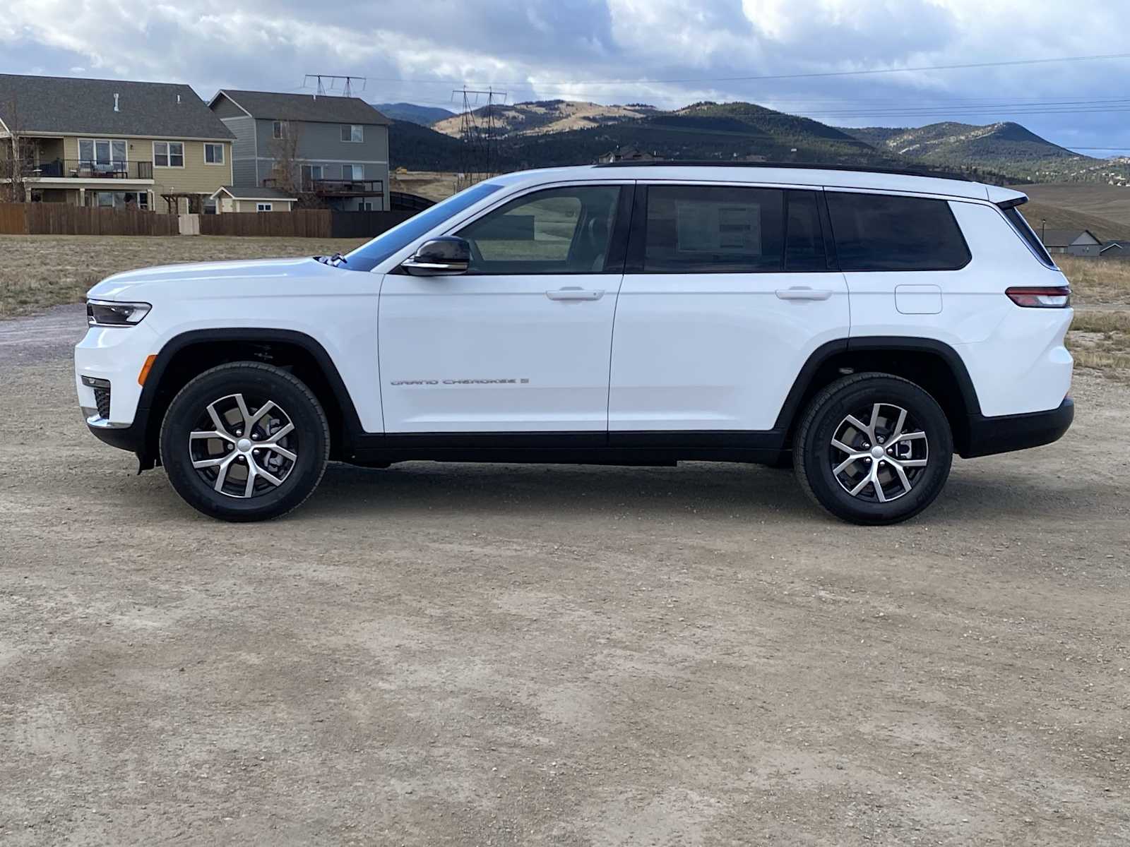 Thumbnail: 2025 Jeep Grand Cherokee - 10