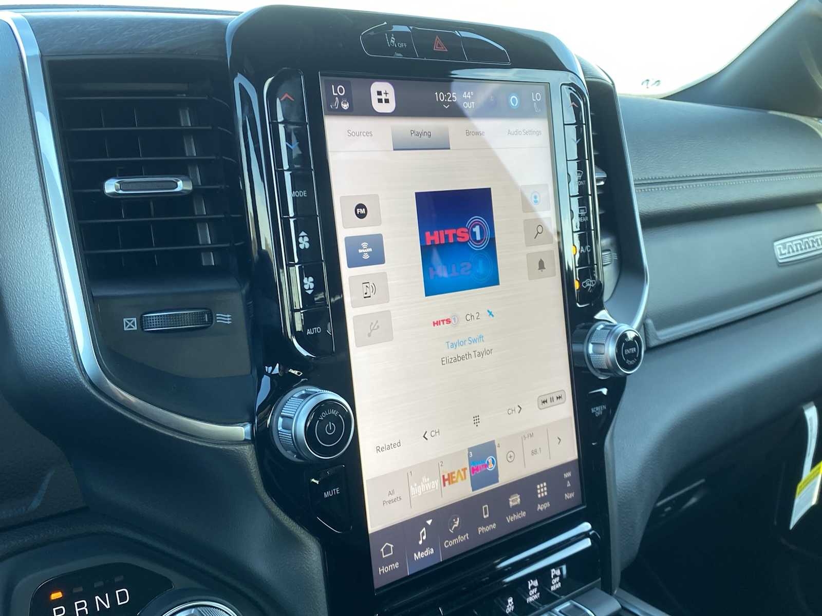 Thumbnail: 2026 RAM 1500 - 28