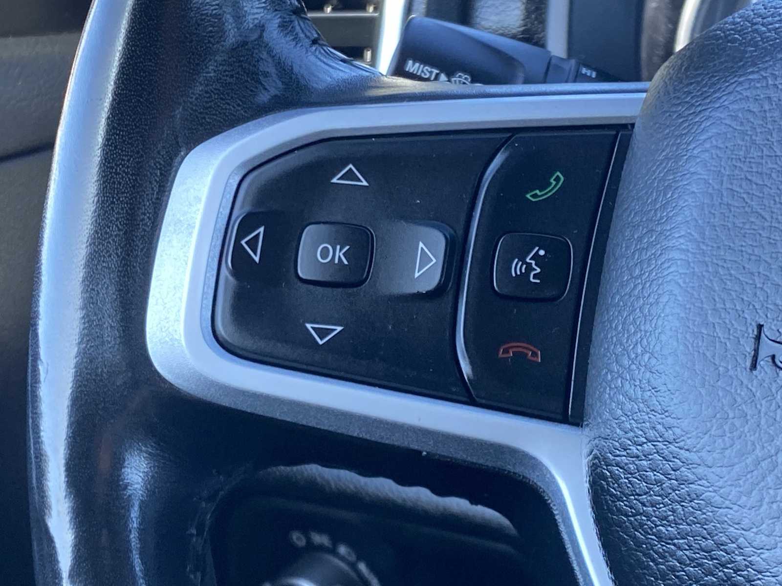 Thumbnail: 2020 RAM 1500 - 32