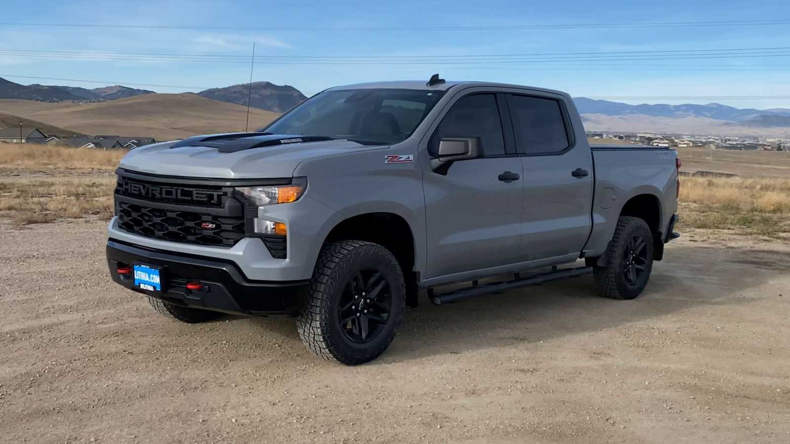 2025 Chevrolet Silverado 1500 Custom Trail Boss photo 4