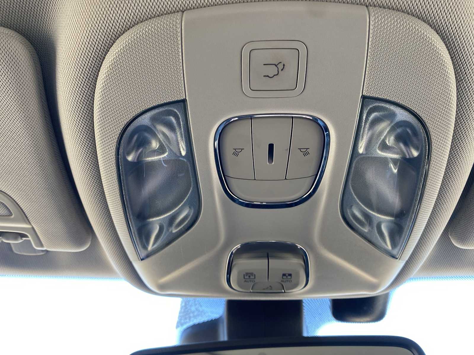 Thumbnail: 2018 Jeep Compass - 27