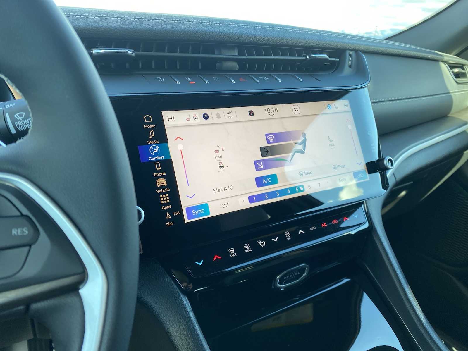 Thumbnail: 2026 Jeep Grand Cherokee - 24