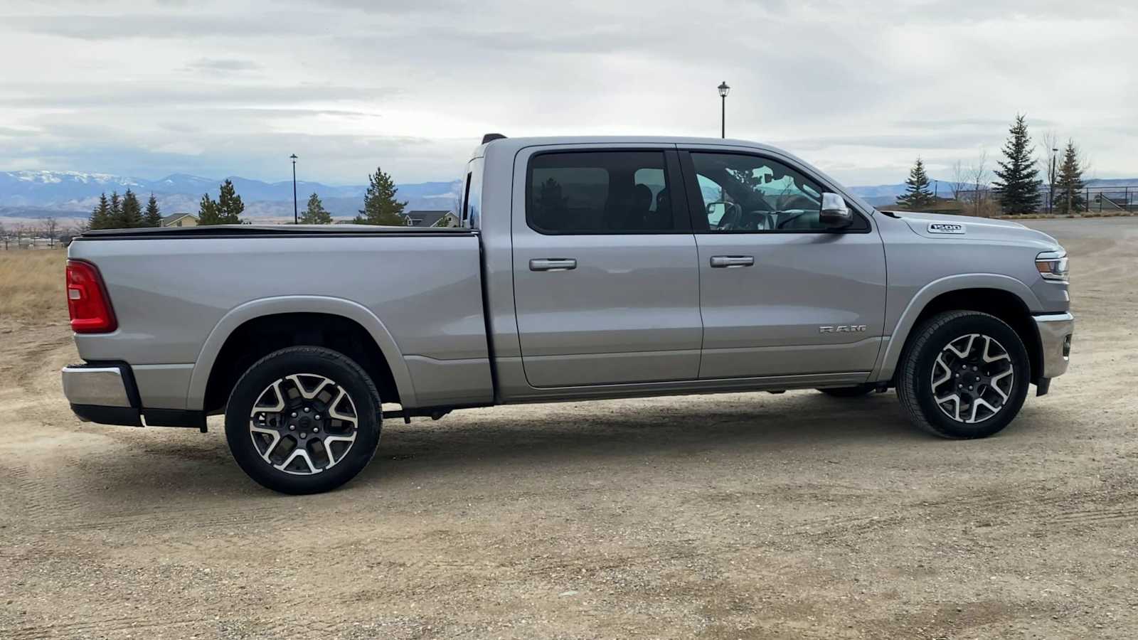 Thumbnail: 2025 RAM 1500 - 9