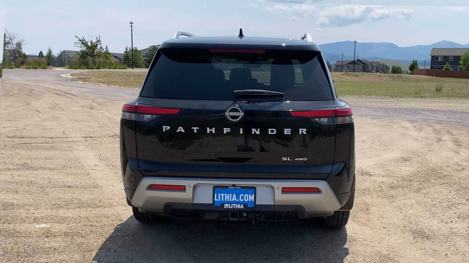 Thumbnail: 2024 Nissan Pathfinder - 8