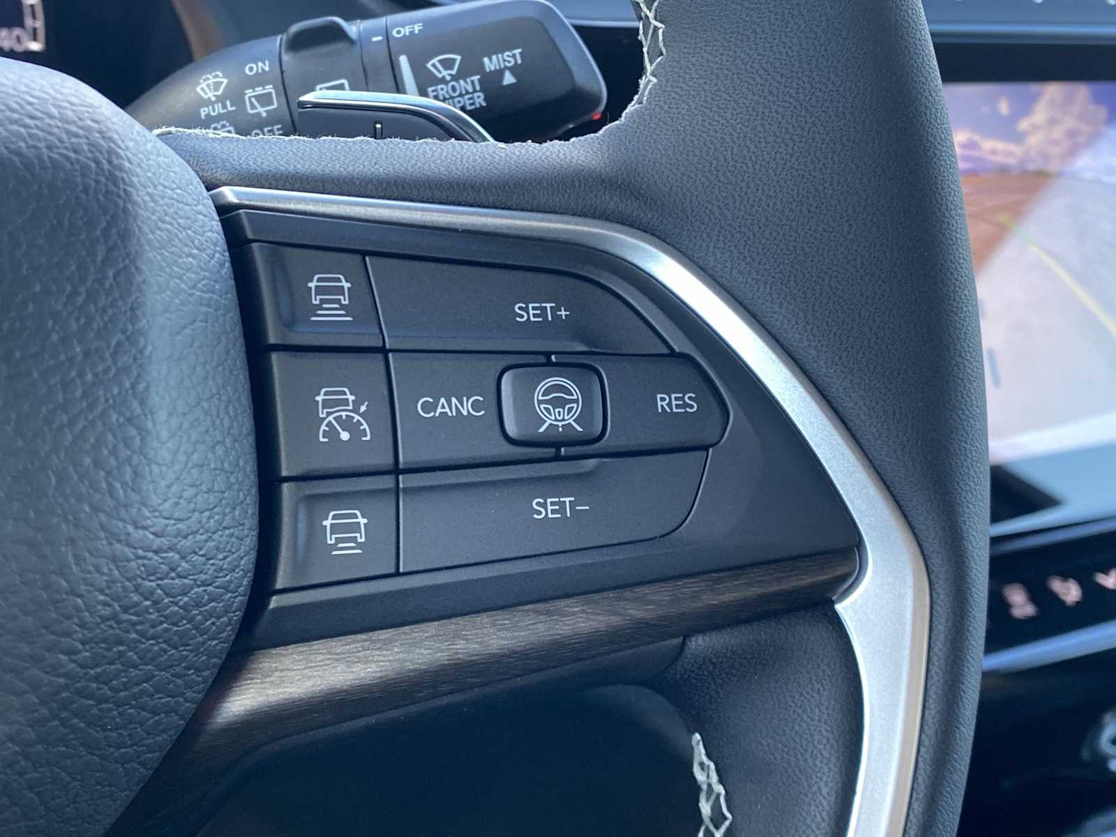 Thumbnail: 2026 Jeep Grand Cherokee - 32