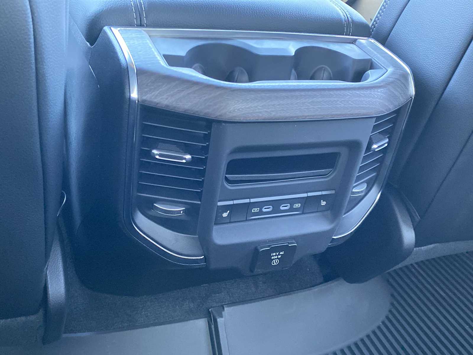 Thumbnail: 2026 RAM 1500 - 37