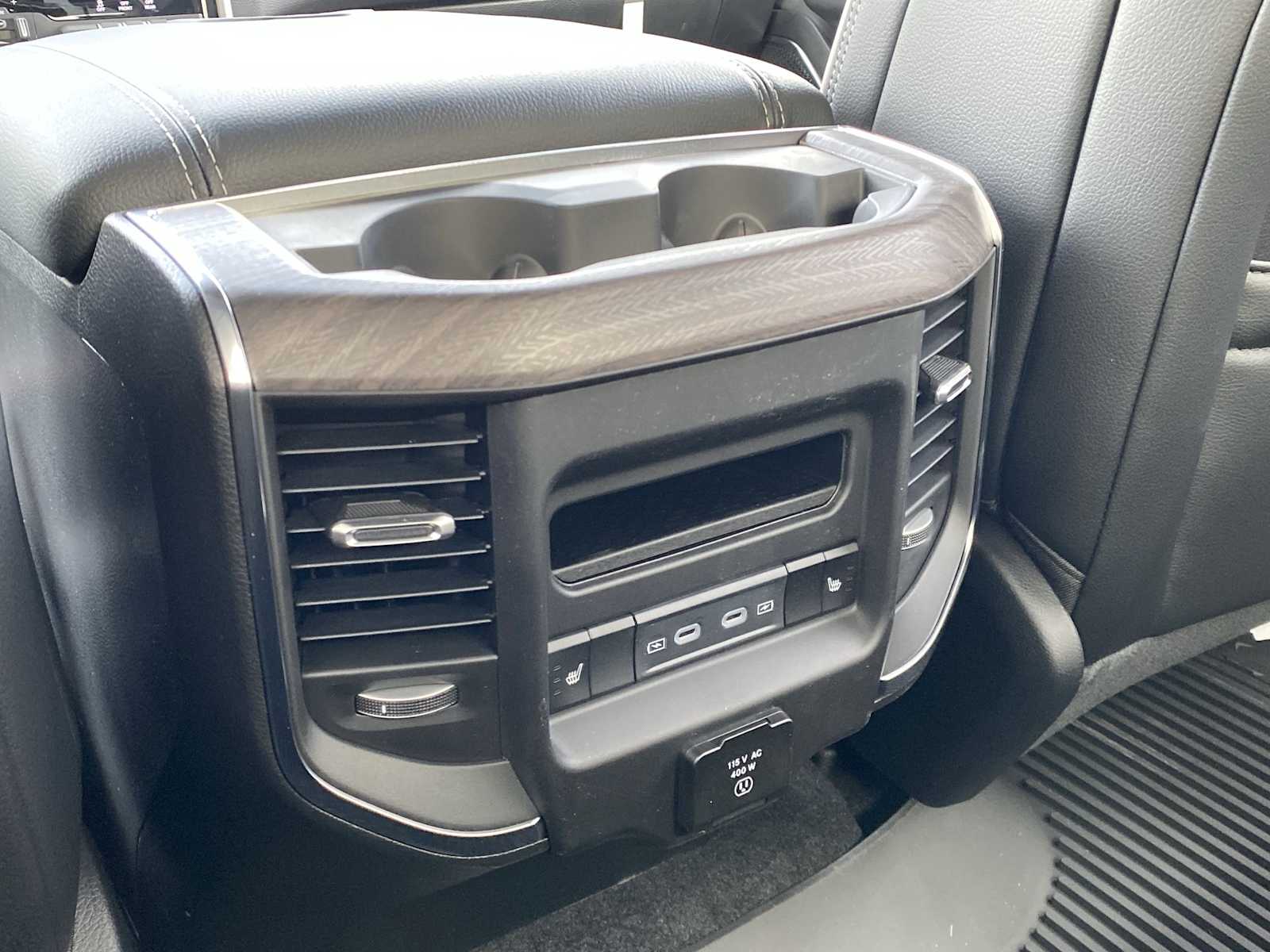 Thumbnail: 2026 RAM 1500 - 37