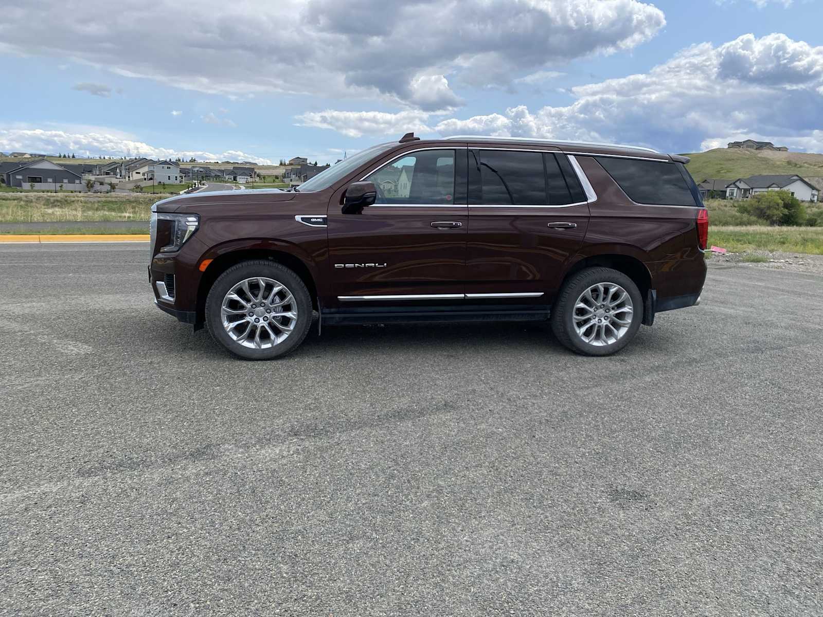 2022 GMC Yukon Denali 10