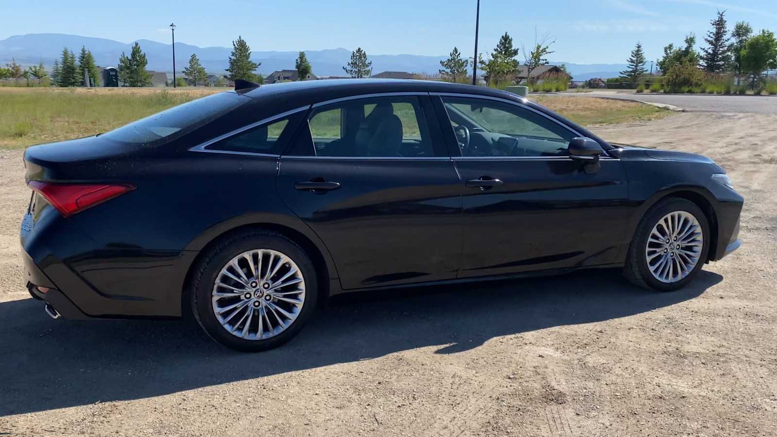 Thumbnail: 2019 Toyota Avalon - 9