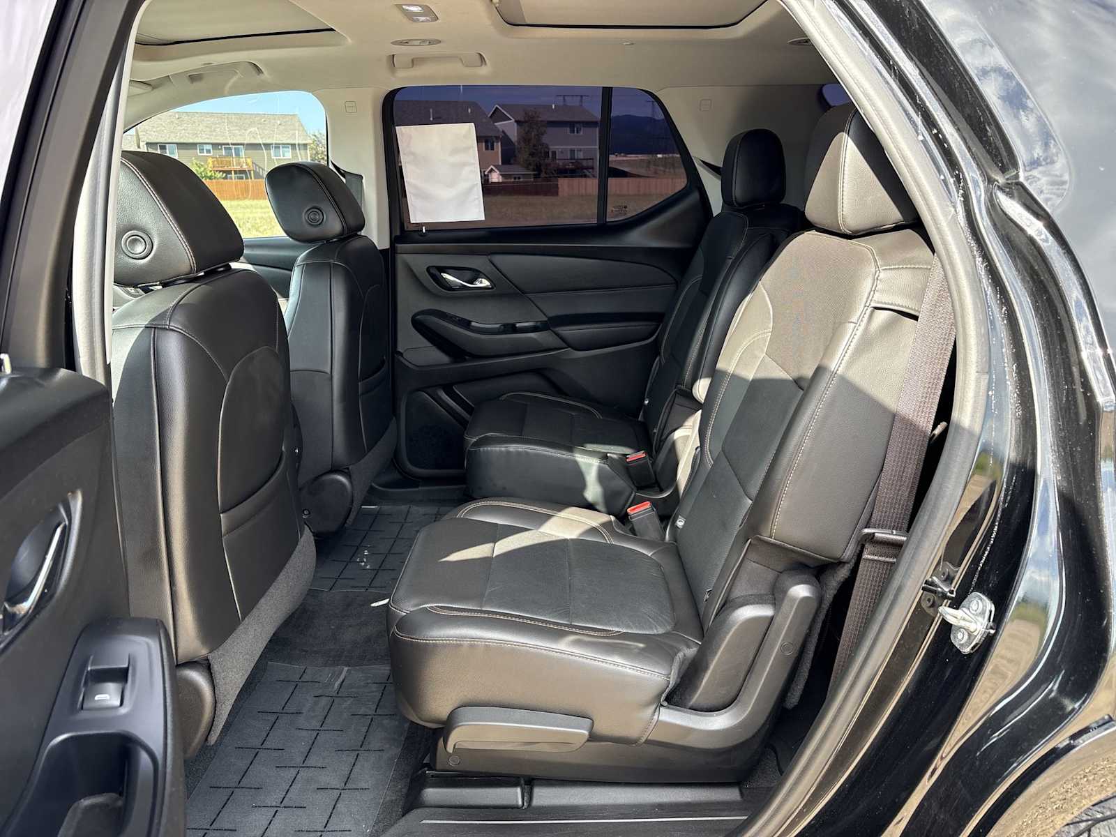 Thumbnail: 2021 Chevrolet Traverse - 35