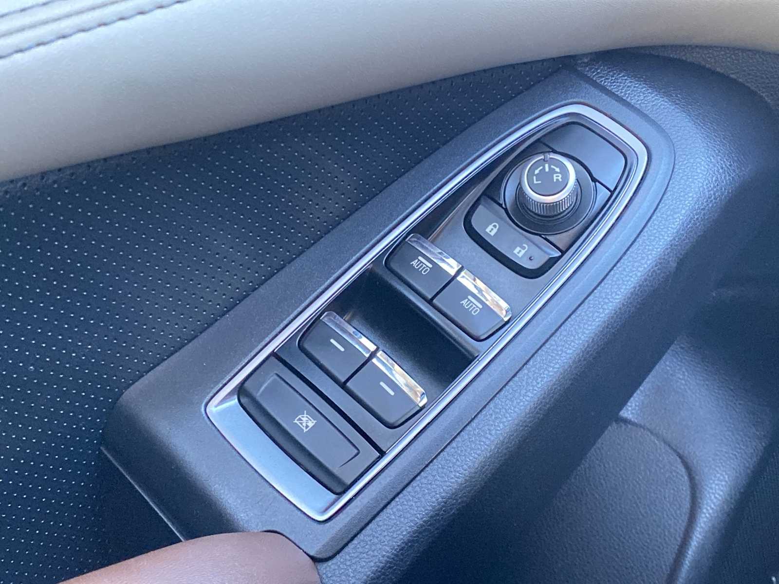 Thumbnail: 2019 Subaru Ascent - 20