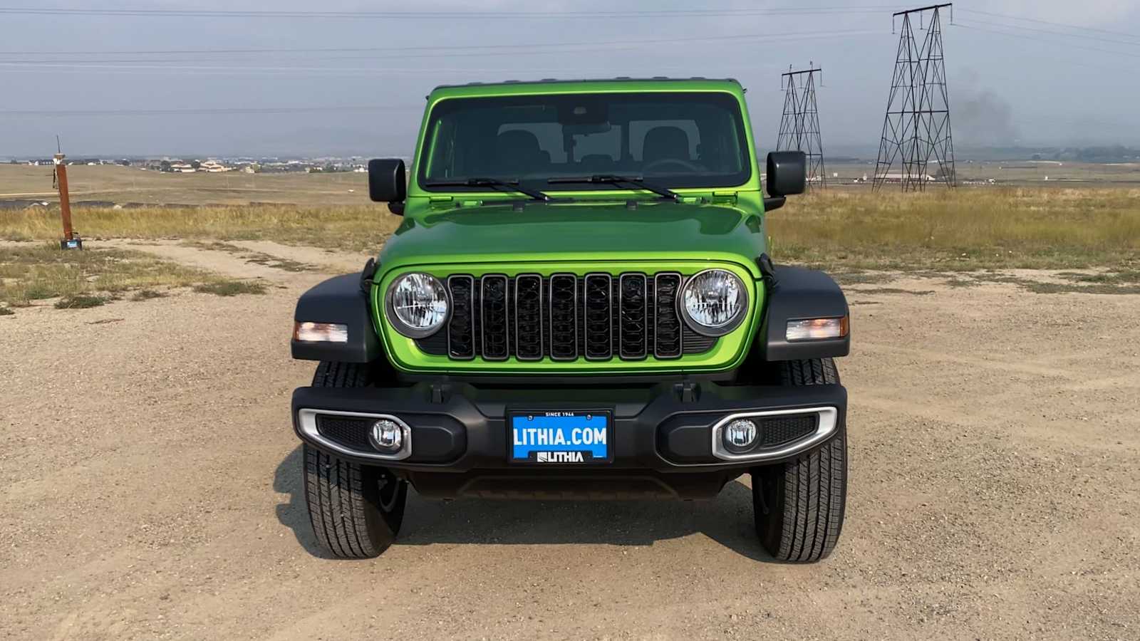 Thumbnail: 2025 Jeep Gladiator - 4