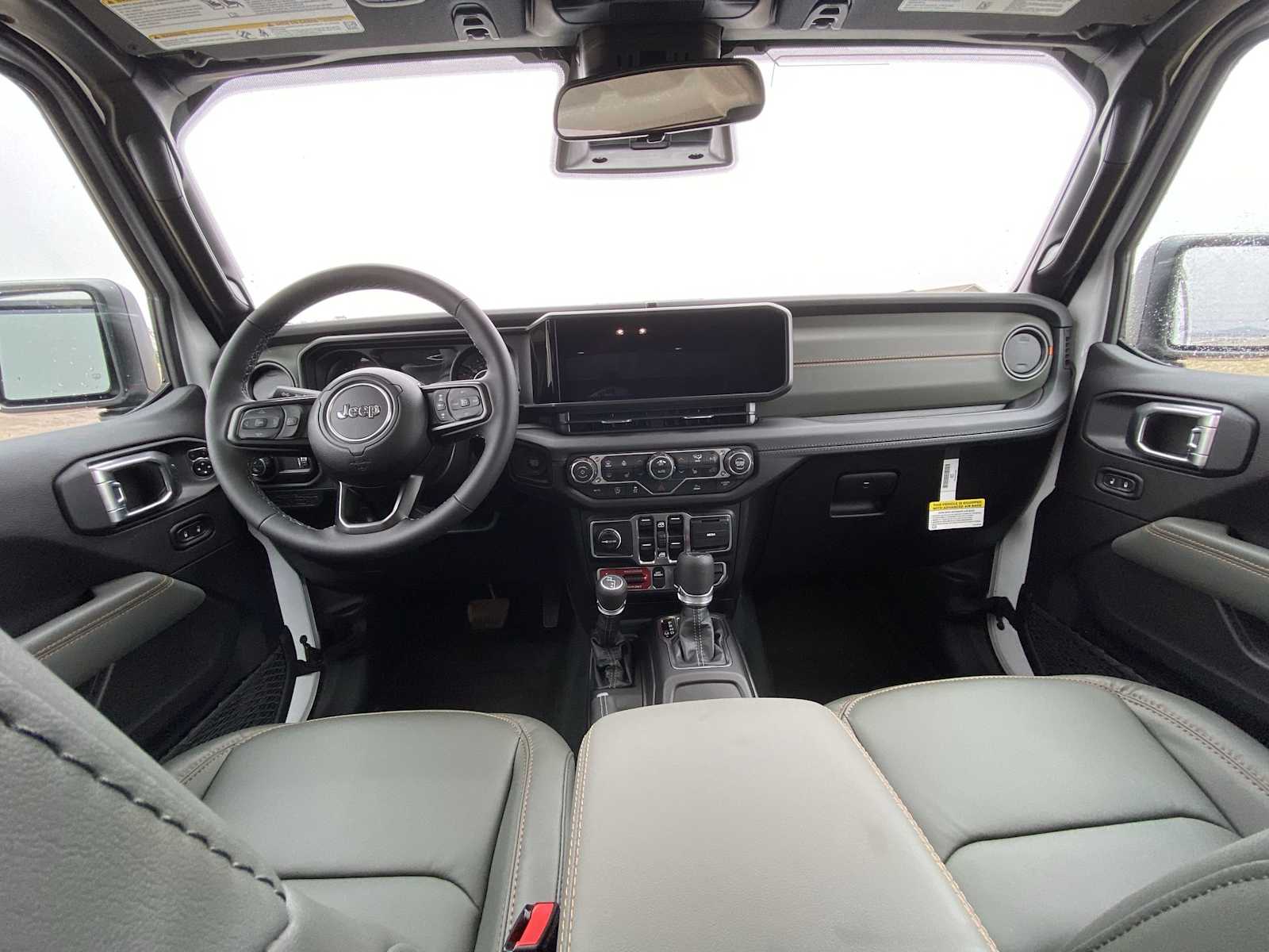 Thumbnail: 2026 Jeep Gladiator - 16