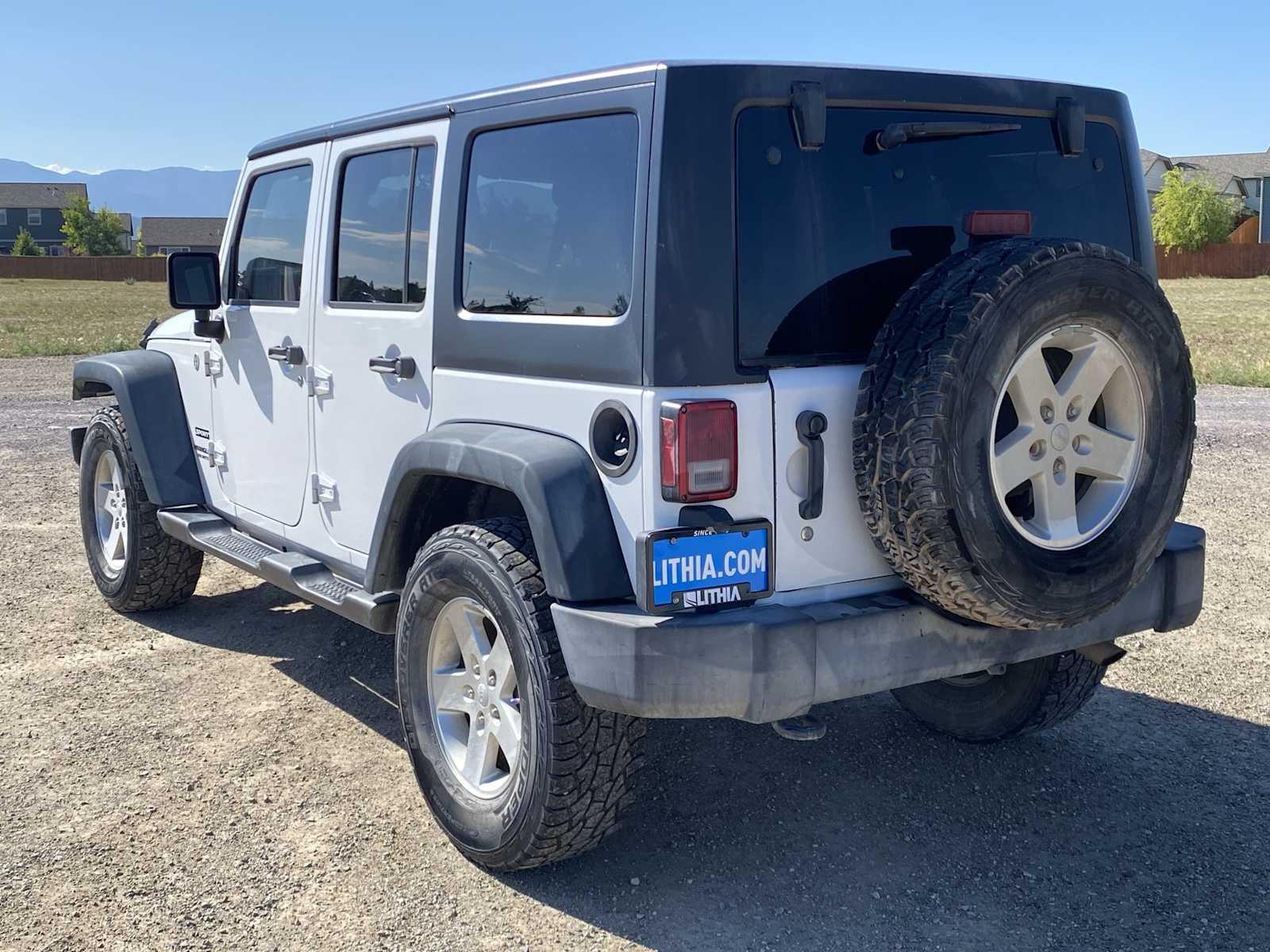 Thumbnail: 2016 Jeep Wrangler - 11