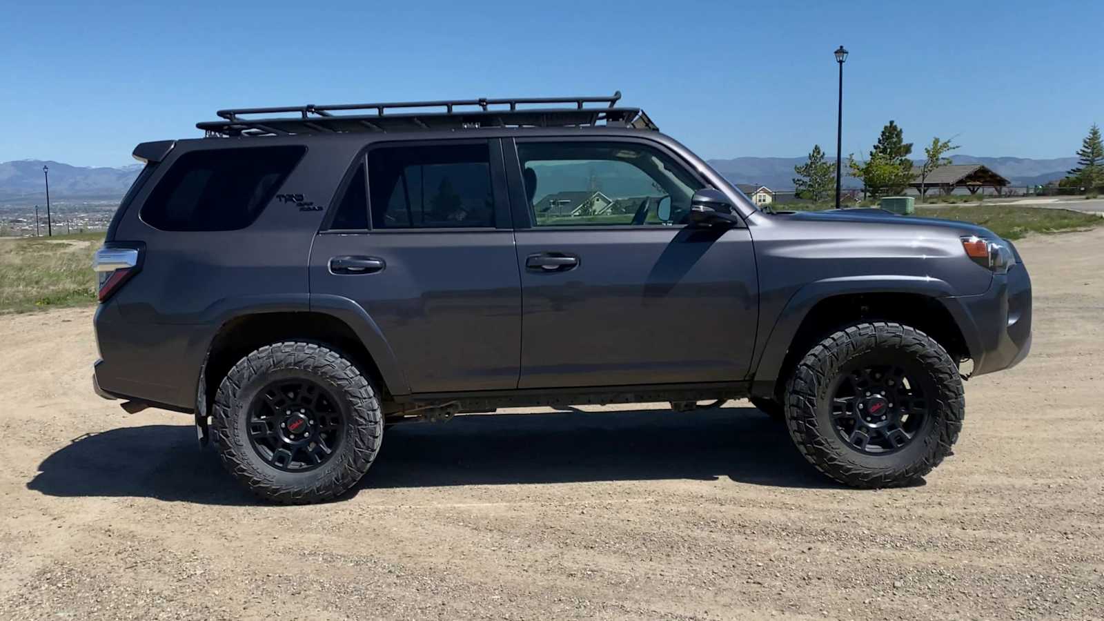 Thumbnail: 2019 Toyota 4Runner - 9