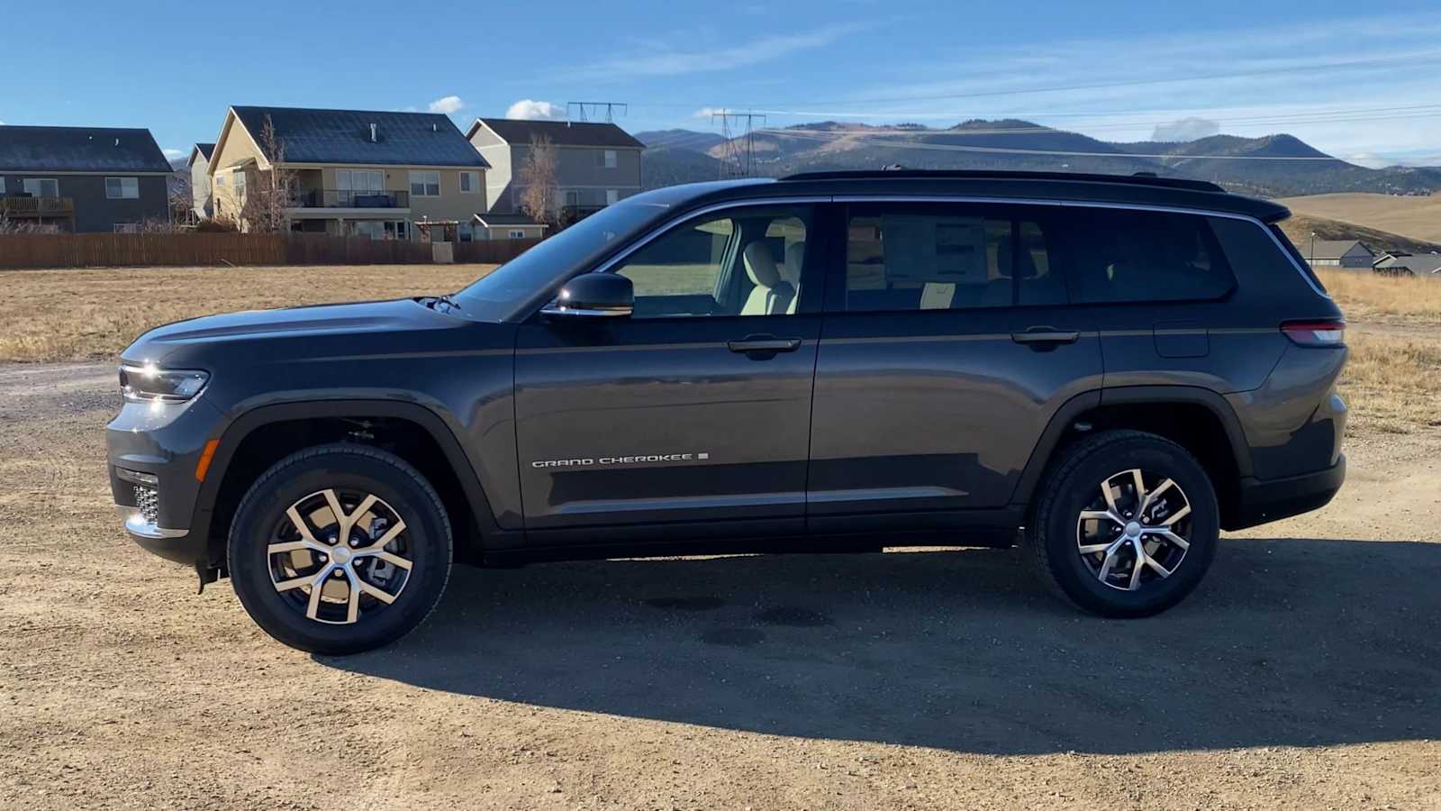 Thumbnail: 2025 Jeep Grand Cherokee - 5