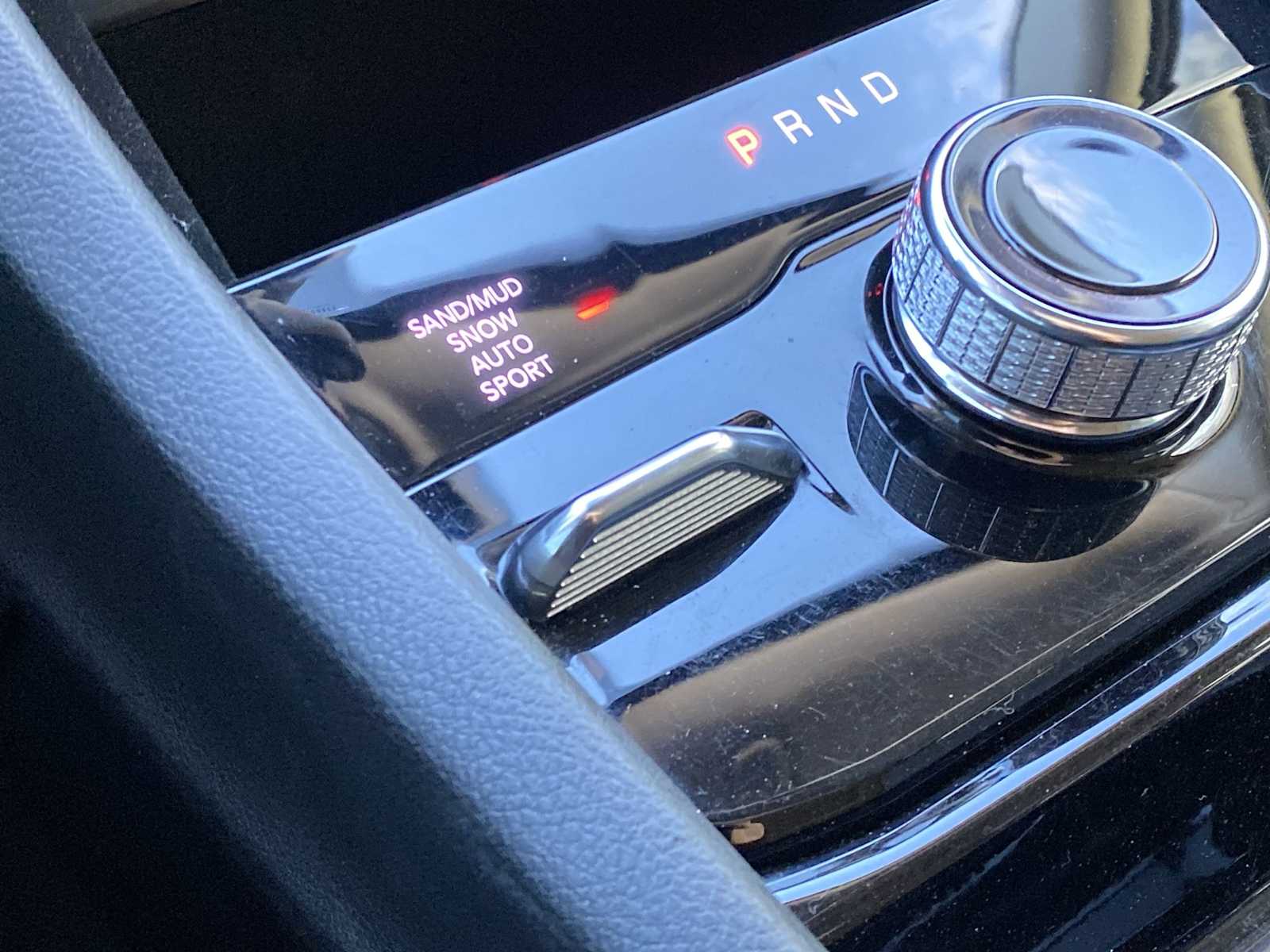 Thumbnail: 2022 Jeep Grand Cherokee - 25