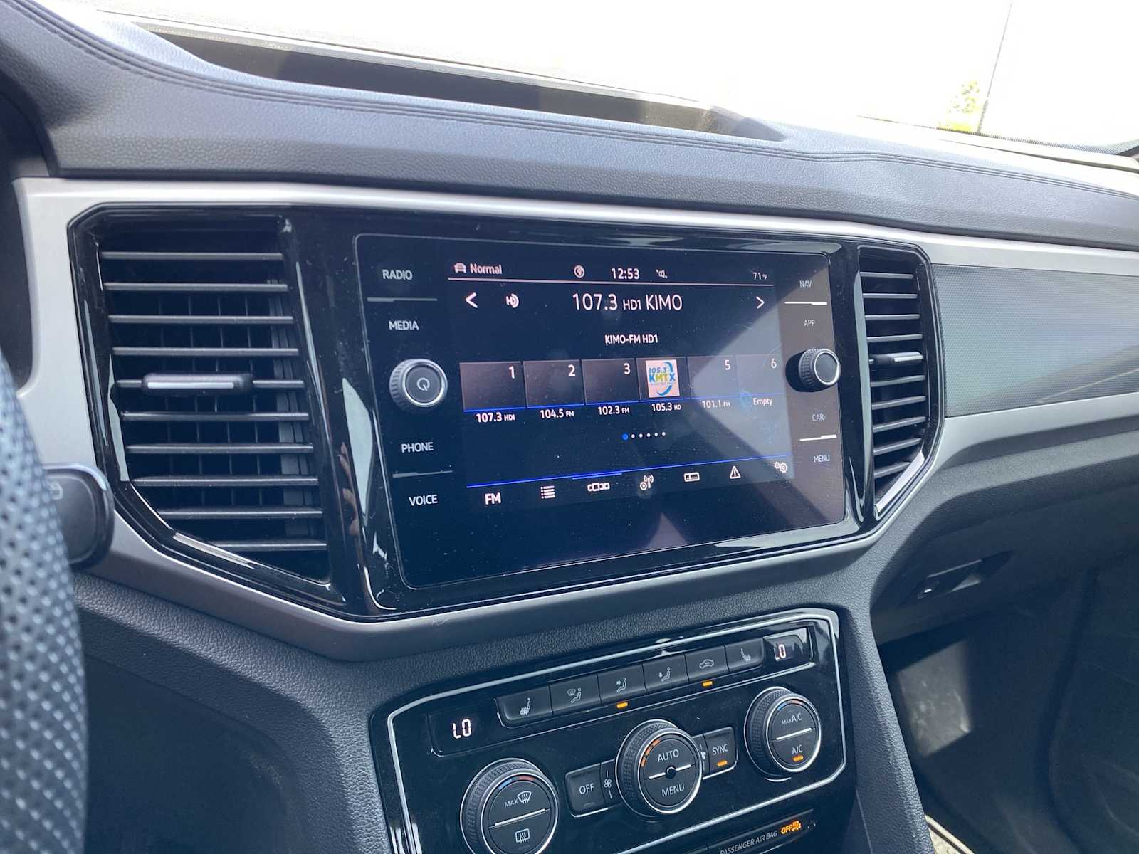 Thumbnail: 2022 Volkswagen Atlas - 19