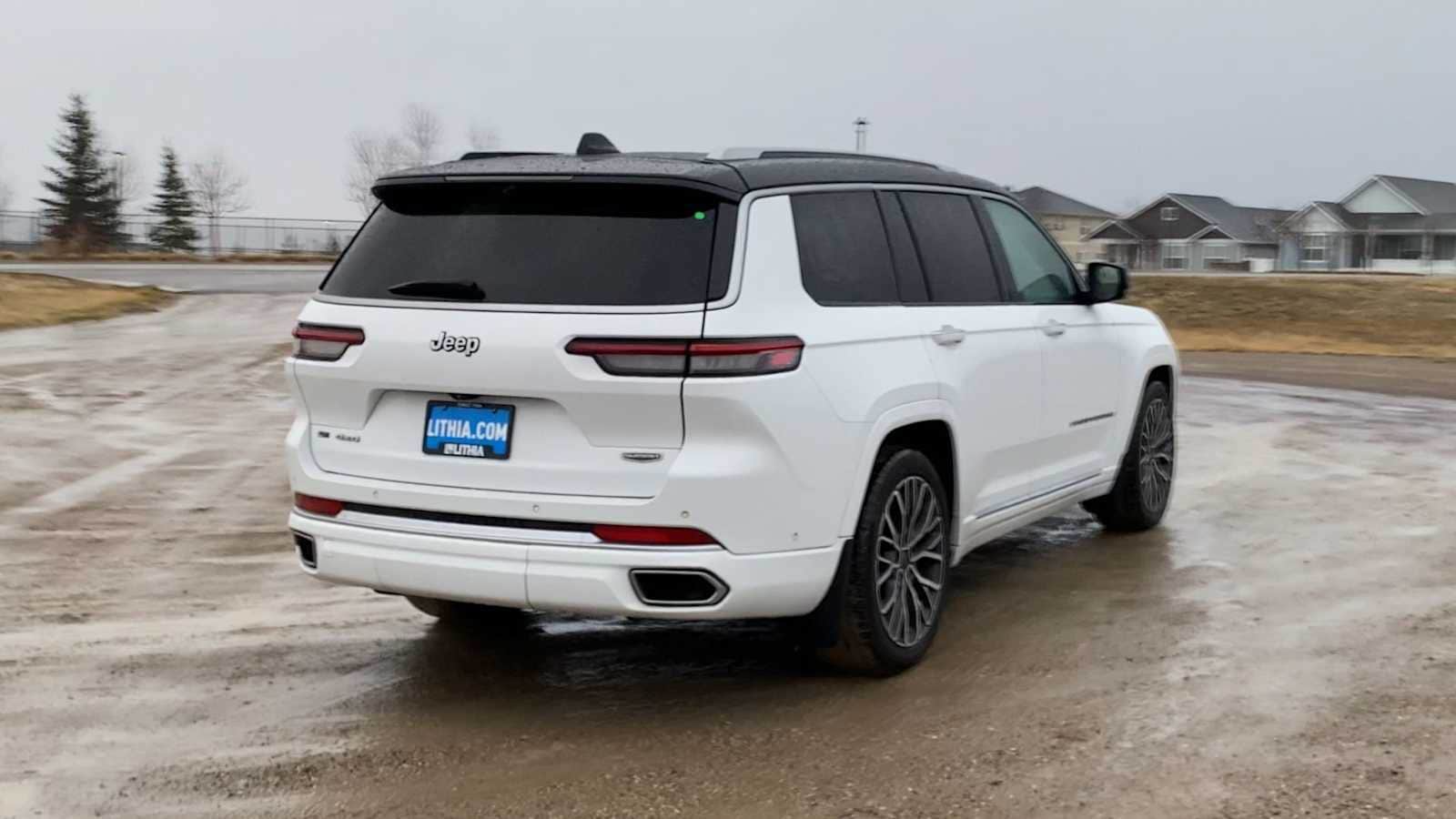 Thumbnail: 2022 Jeep Grand Cherokee - 8