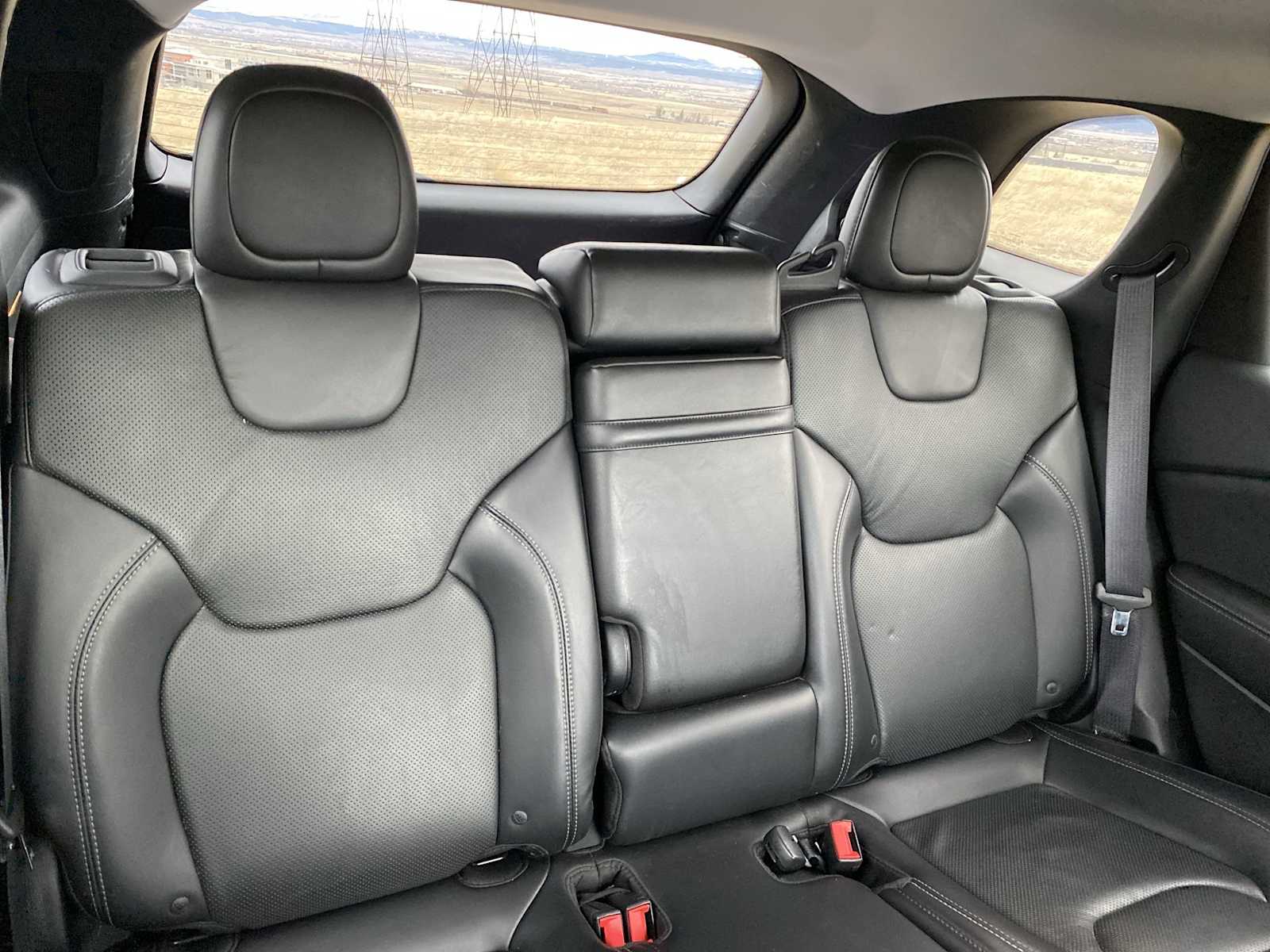 Thumbnail: 2019 Jeep Cherokee - 34