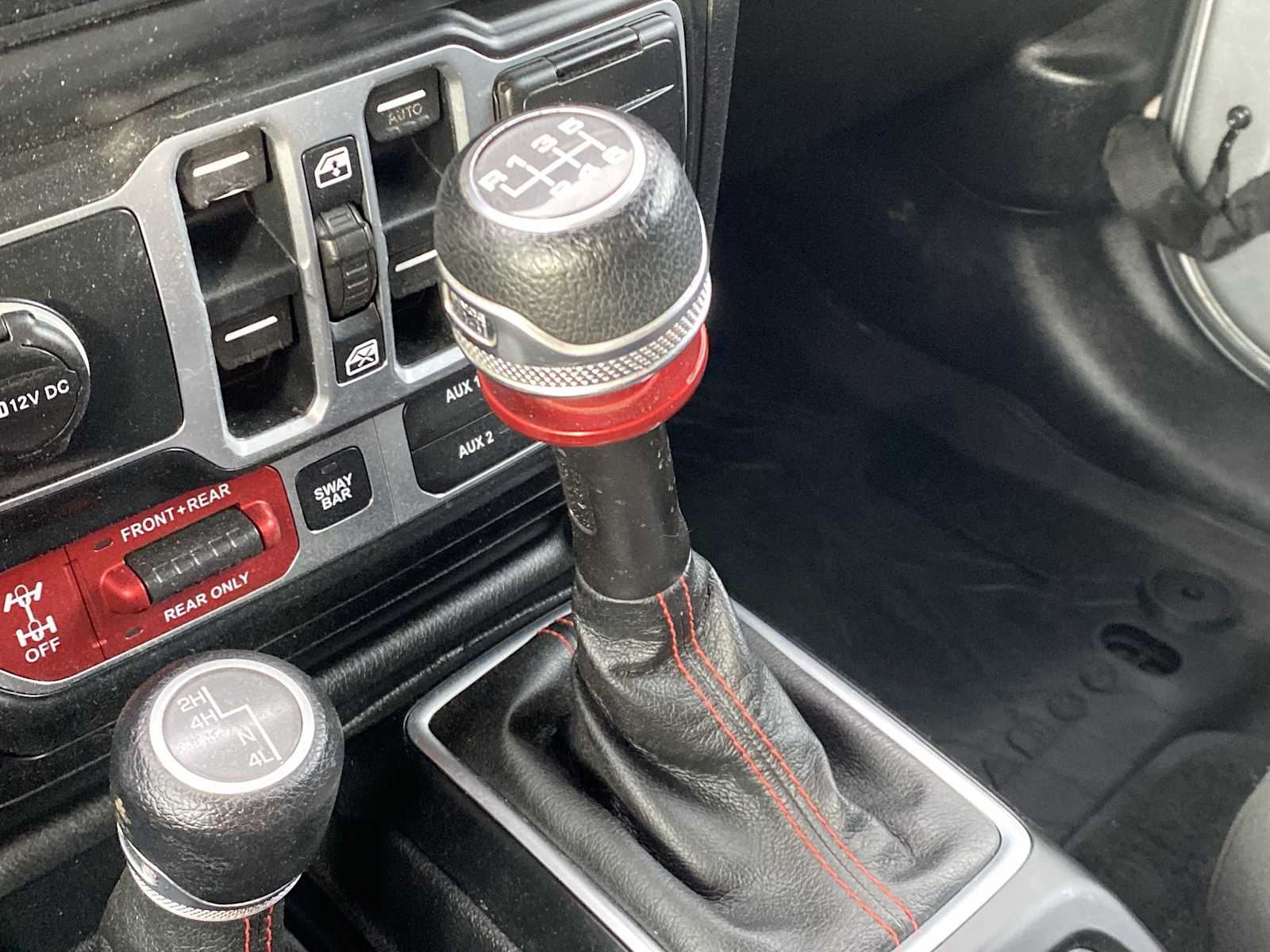 Thumbnail: 2018 Jeep Wrangler - 9