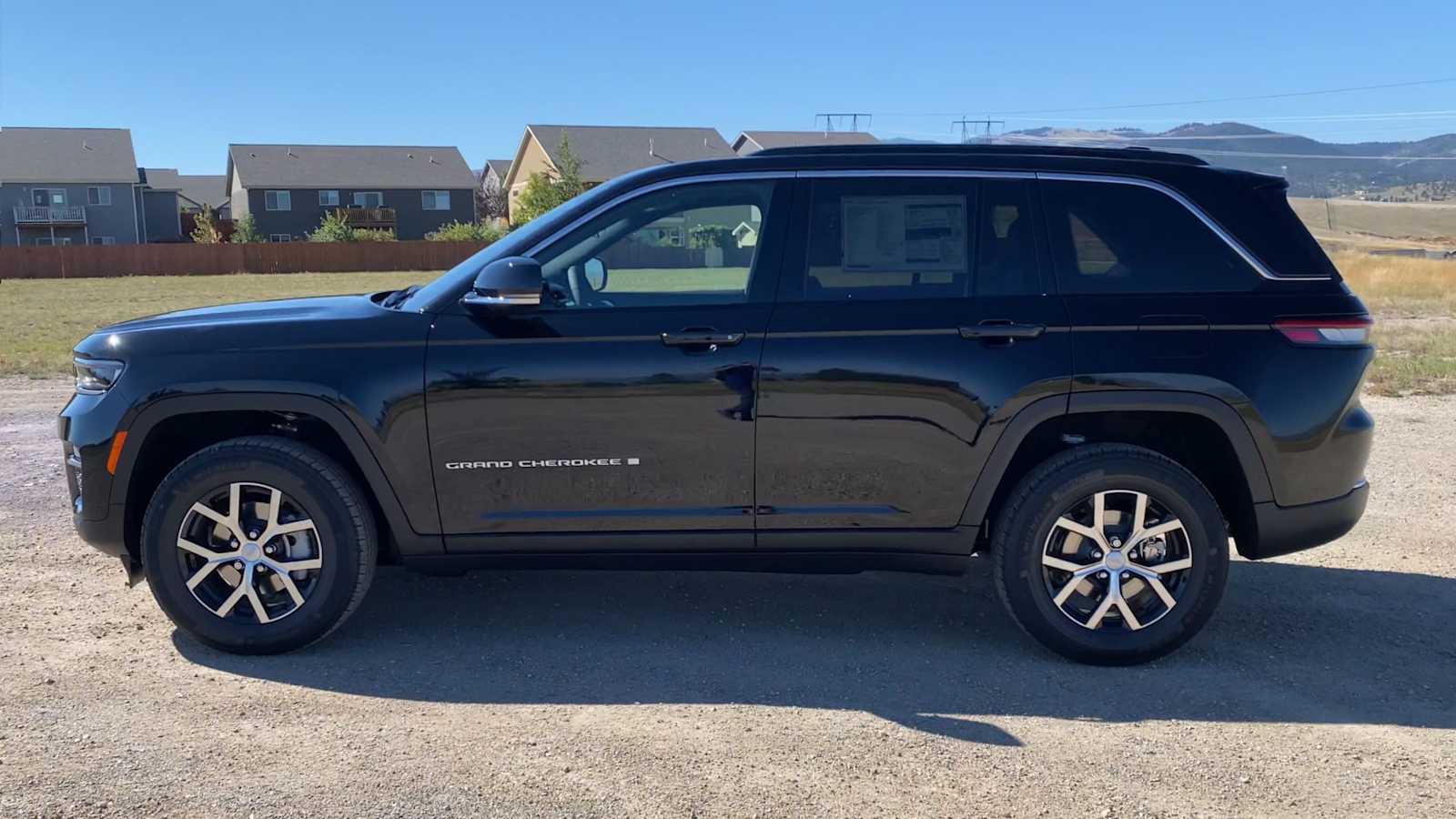 Thumbnail: 2025 Jeep Grand Cherokee - 6