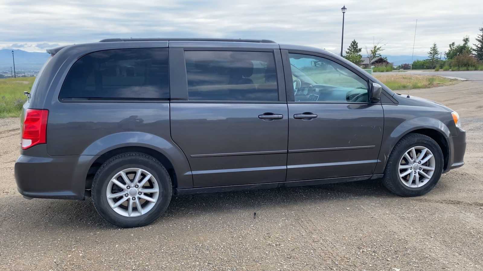 Thumbnail: 2016 Dodge Grand Caravan - 9