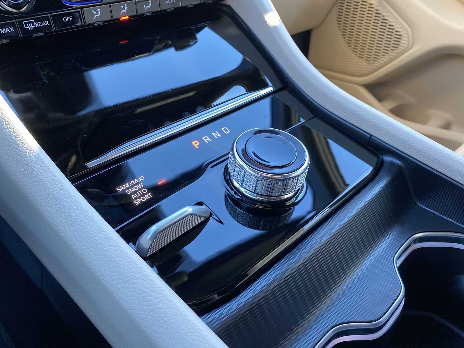 Thumbnail: 2025 Jeep Grand Cherokee - 20