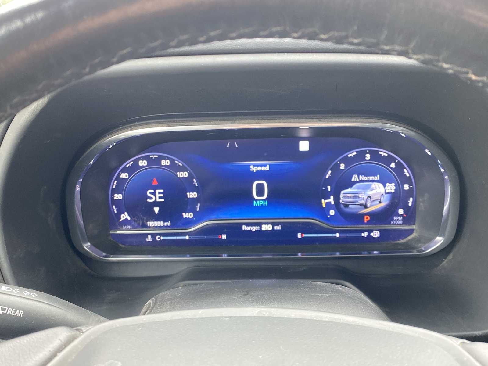 Thumbnail: 2022 Chevrolet Suburban - 14