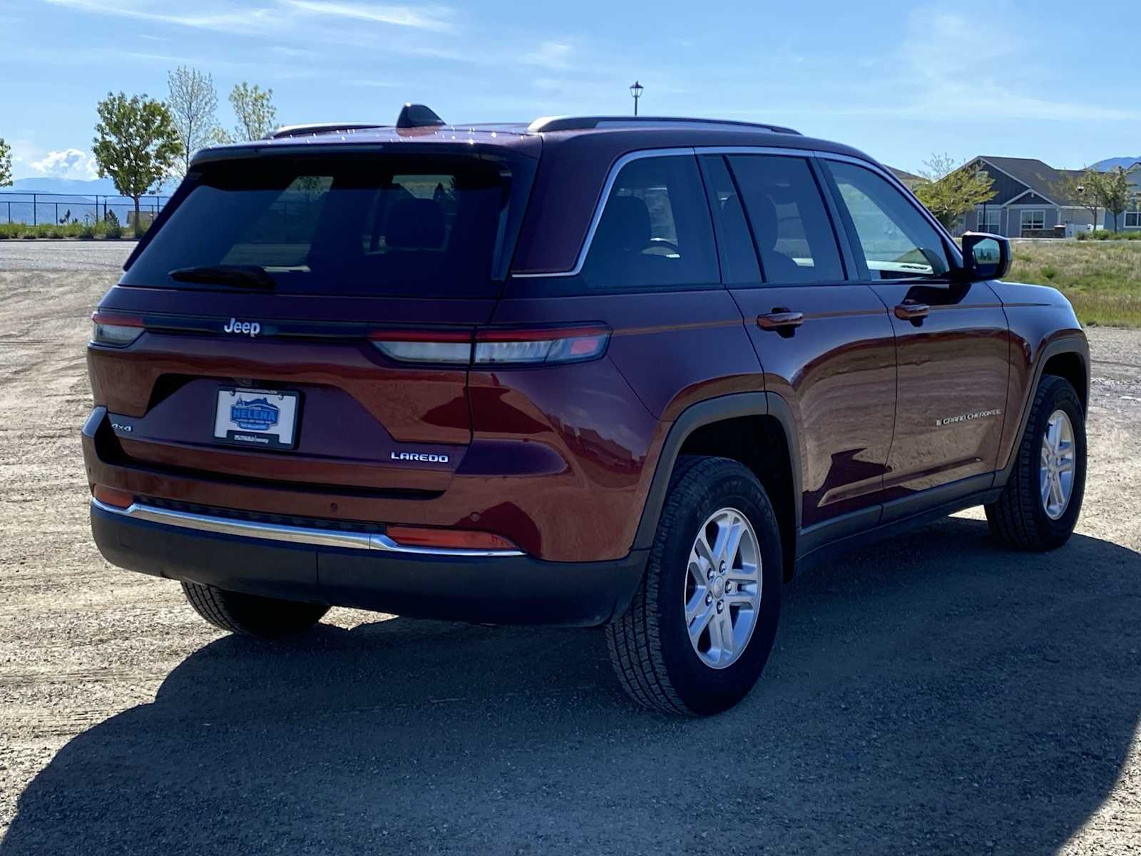 Thumbnail: 2023 Jeep Grand Cherokee - 14