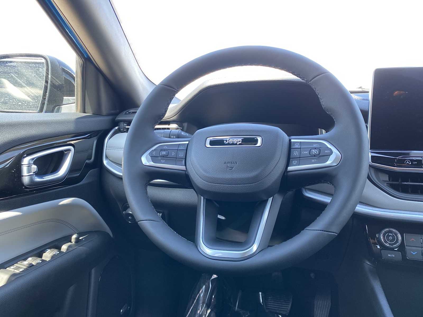 Thumbnail: 2026 Jeep Compass - 31