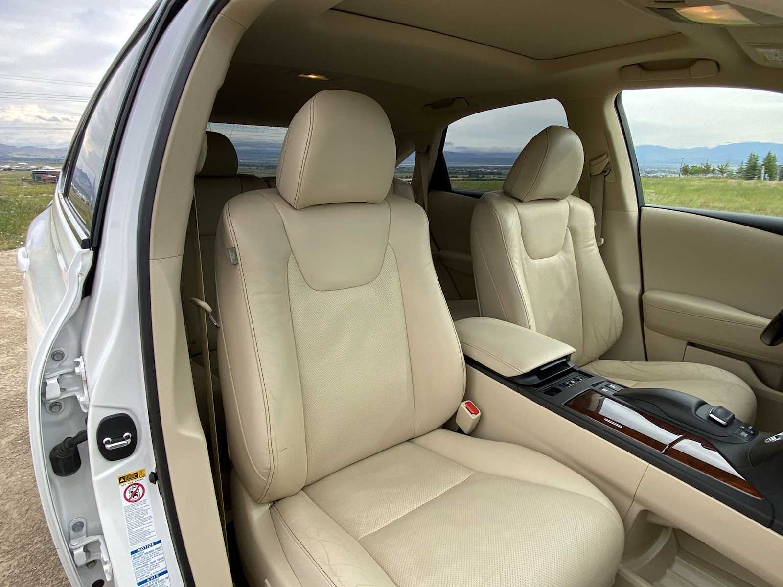 Thumbnail: 2015 Lexus RX - 17