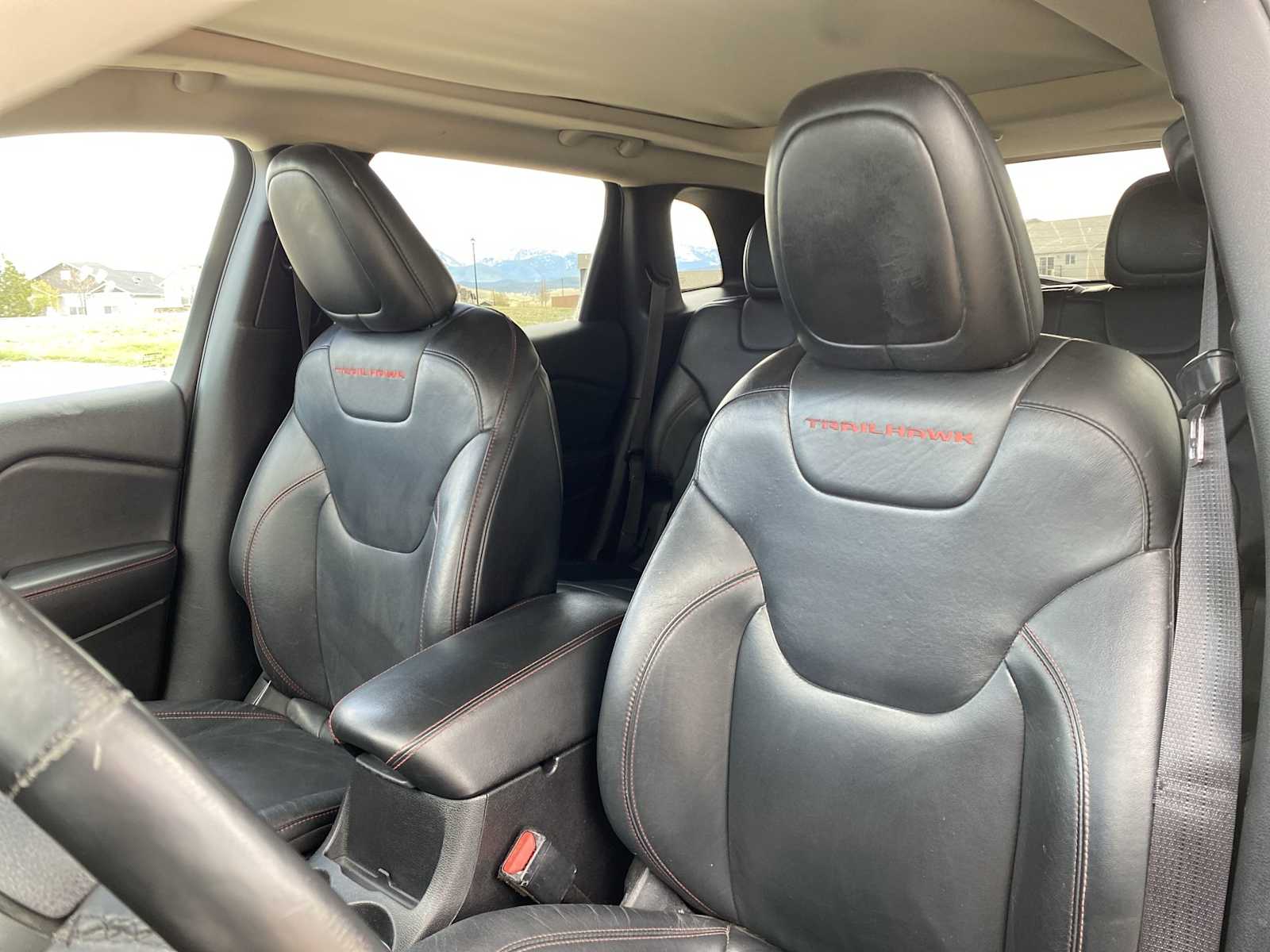 Thumbnail: 2015 Jeep Cherokee - 19