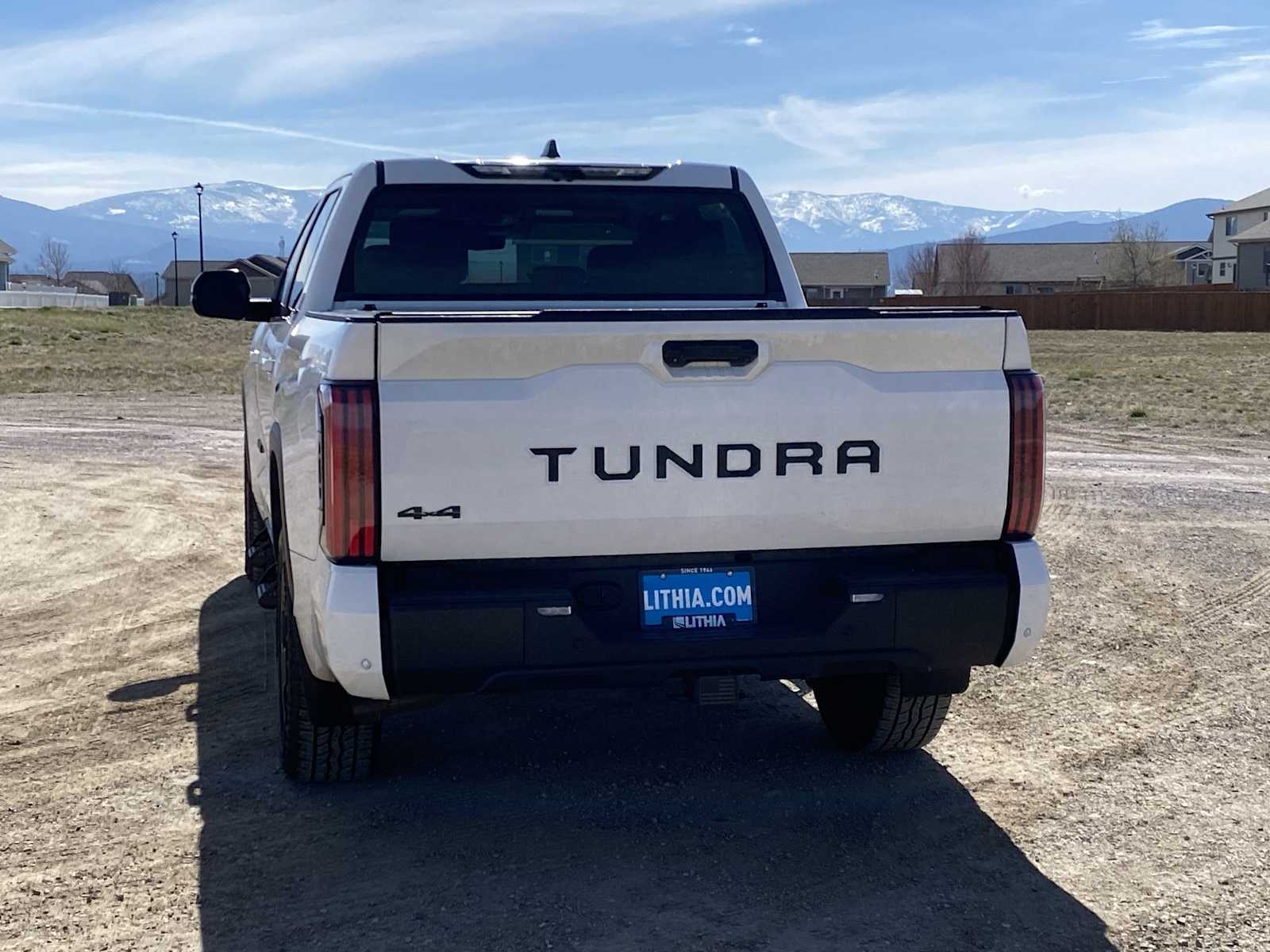 Thumbnail: 2024 Toyota Tundra - 13