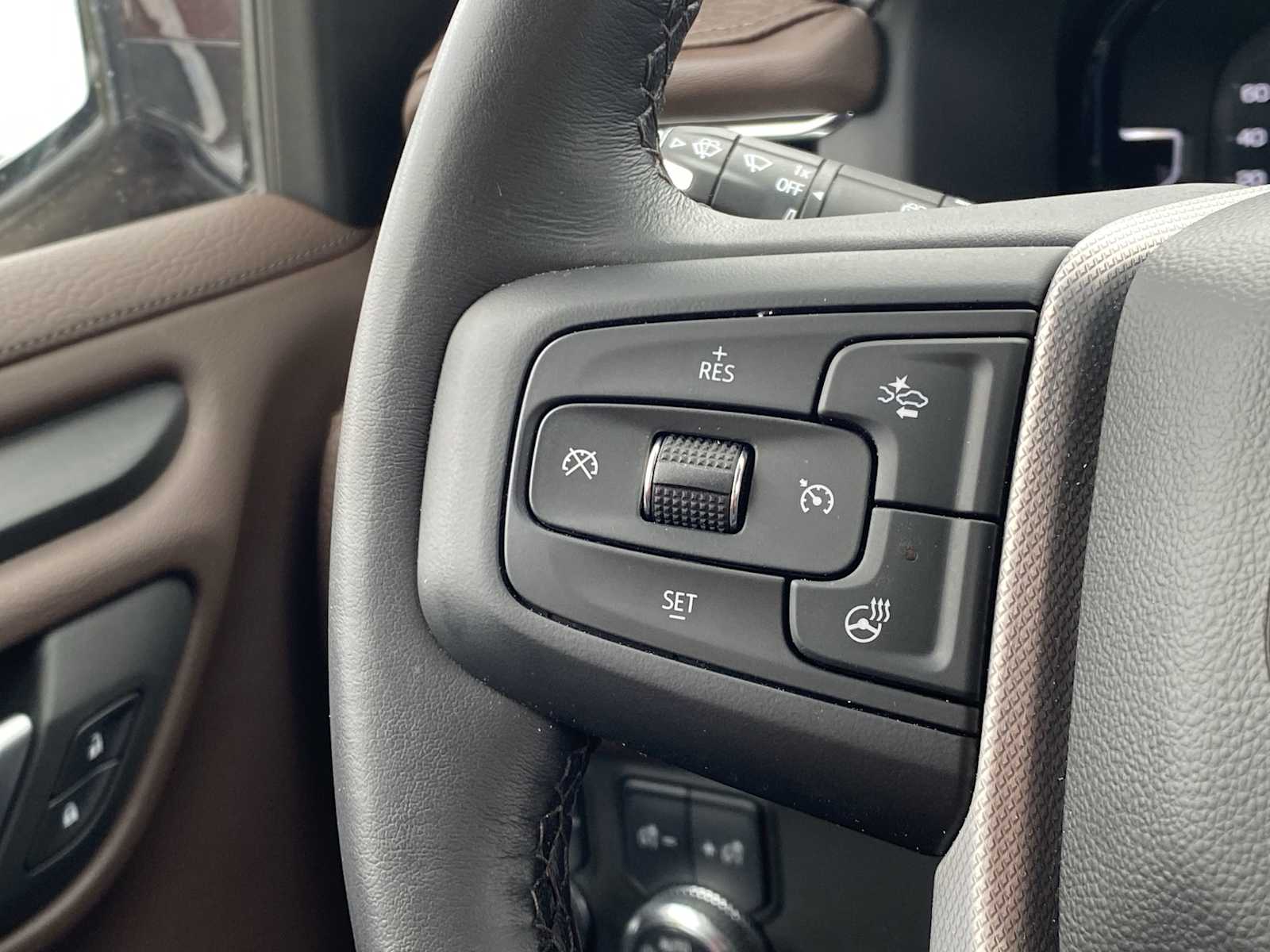 2022 GMC Yukon Denali 23