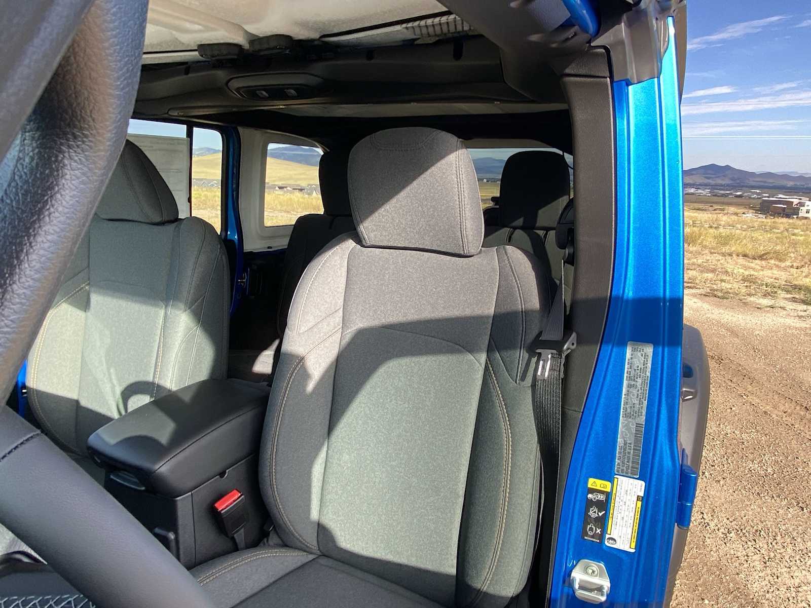 Thumbnail: 2025 Jeep Wrangler - 15