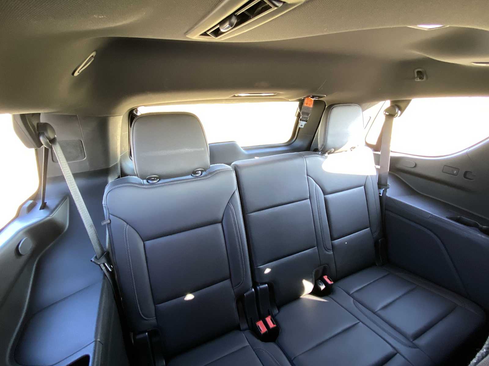 Thumbnail: 2021 Chevrolet Tahoe - 24
